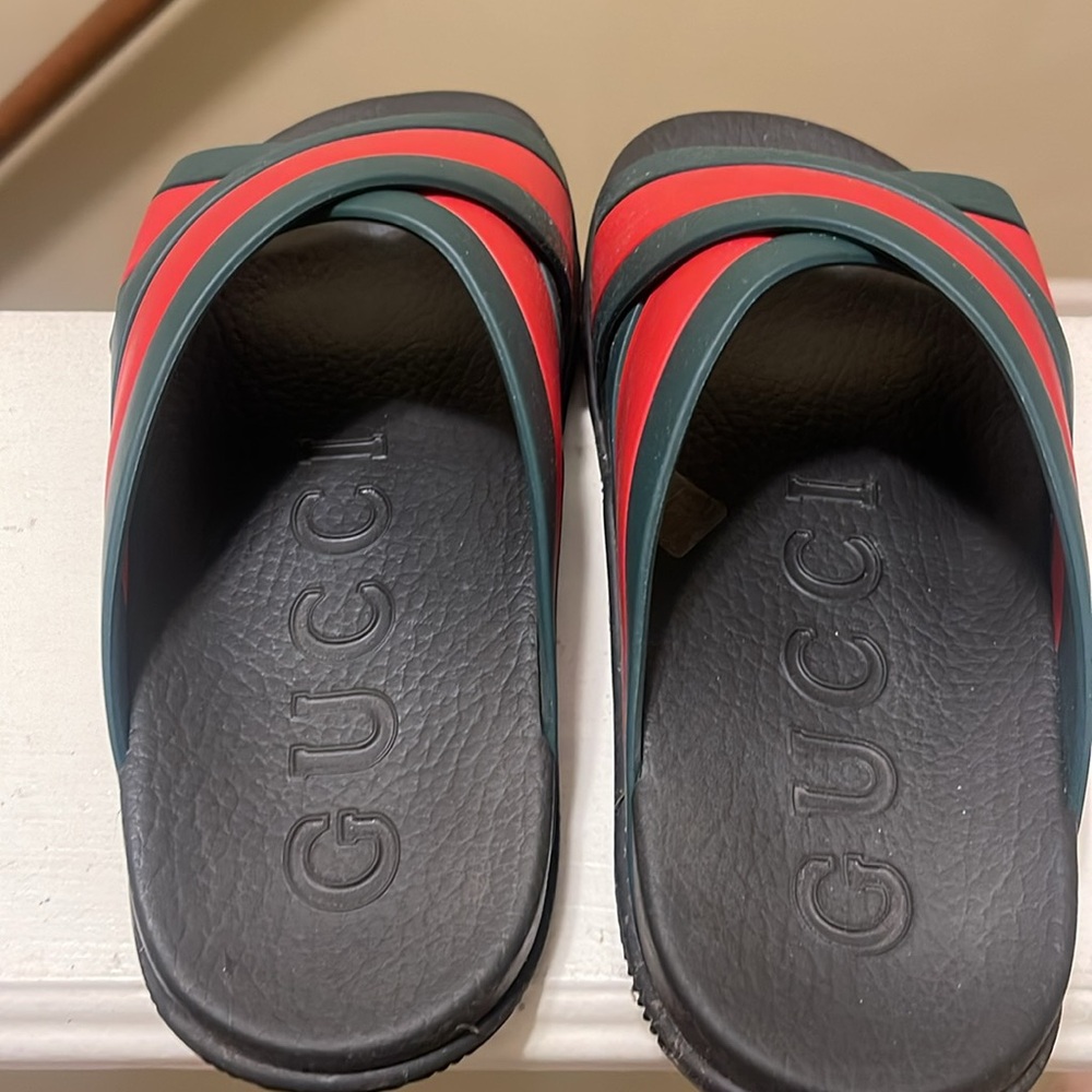 Gucci Slides - Picture 4 of 4